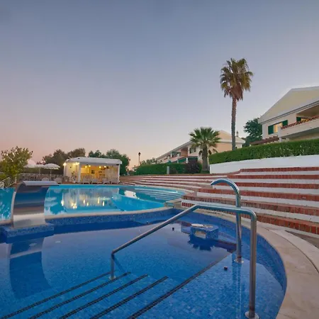 מלון Cegonha Country Club וילהמורה
