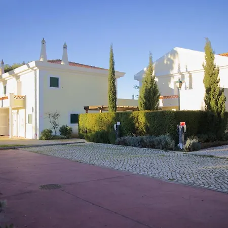 Отель Cegonha Country Club 4*