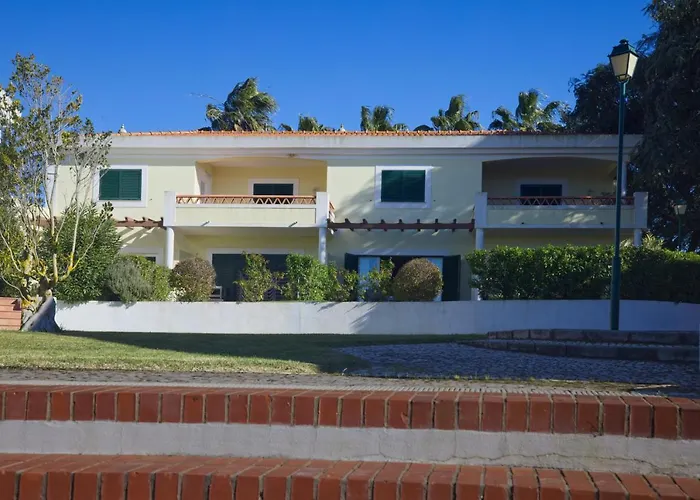 Cegonha Country Club 4*